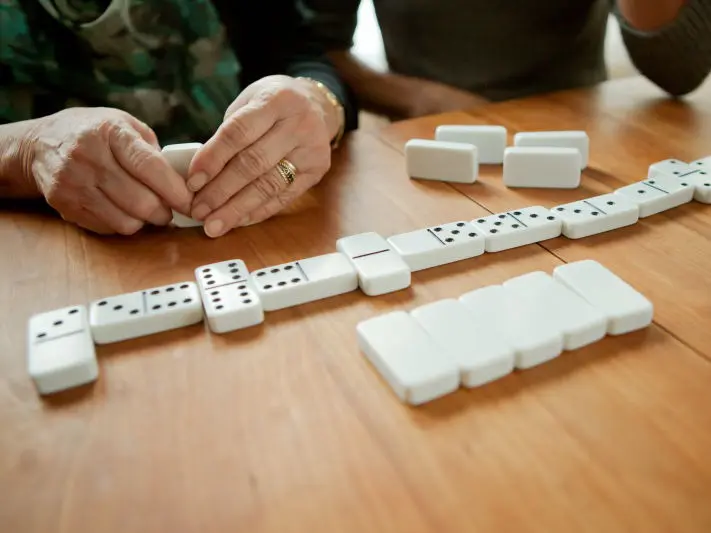 domino